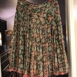 Eli’s tahari beautiful print skirt